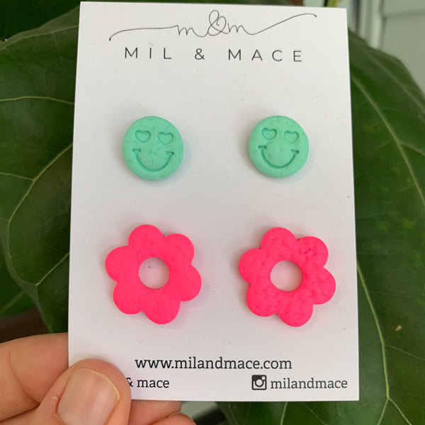 Flowers and Smiles Stud Pack