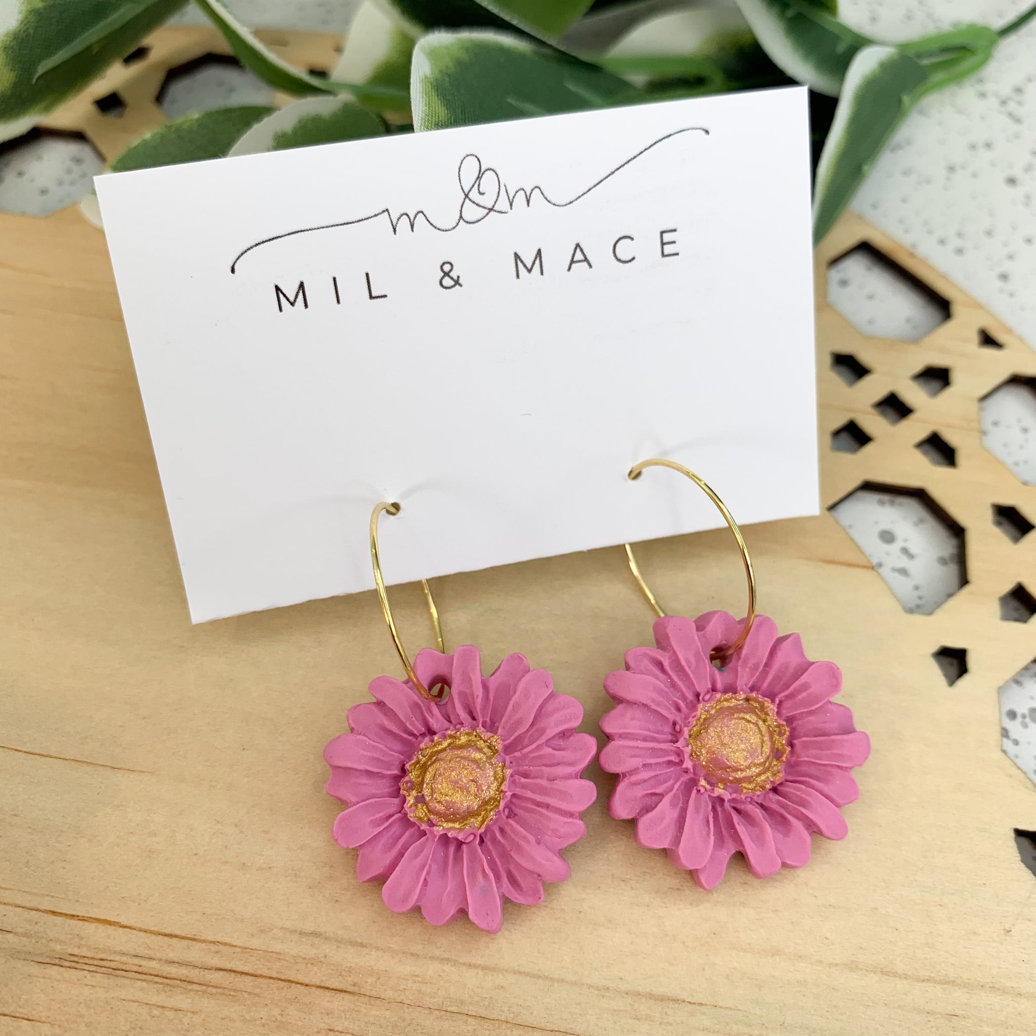 Daisy Pale Fuchsia Polymer Clay Dangle Hoop Earrings