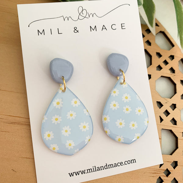 Baby Blue Daisy Yupo Dangle Earrings