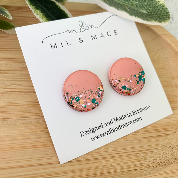 20mm Peach Round Resin Studs