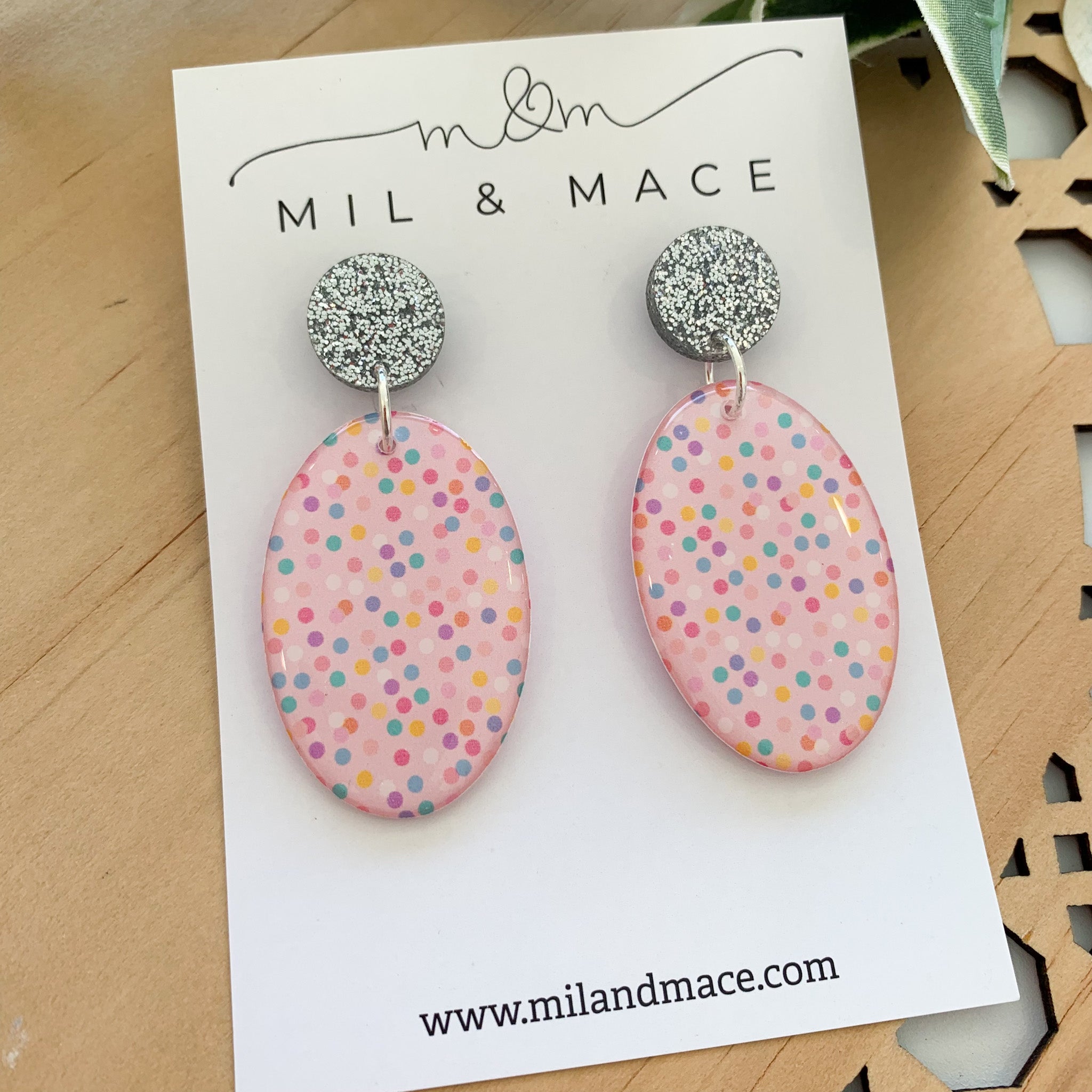 Spotty Yupo Dangle Earrings